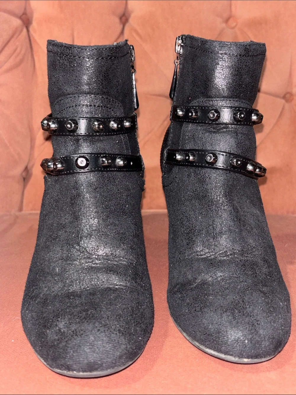 Simply Vera black metallic studded suede heeled bootie strappy block heel 7